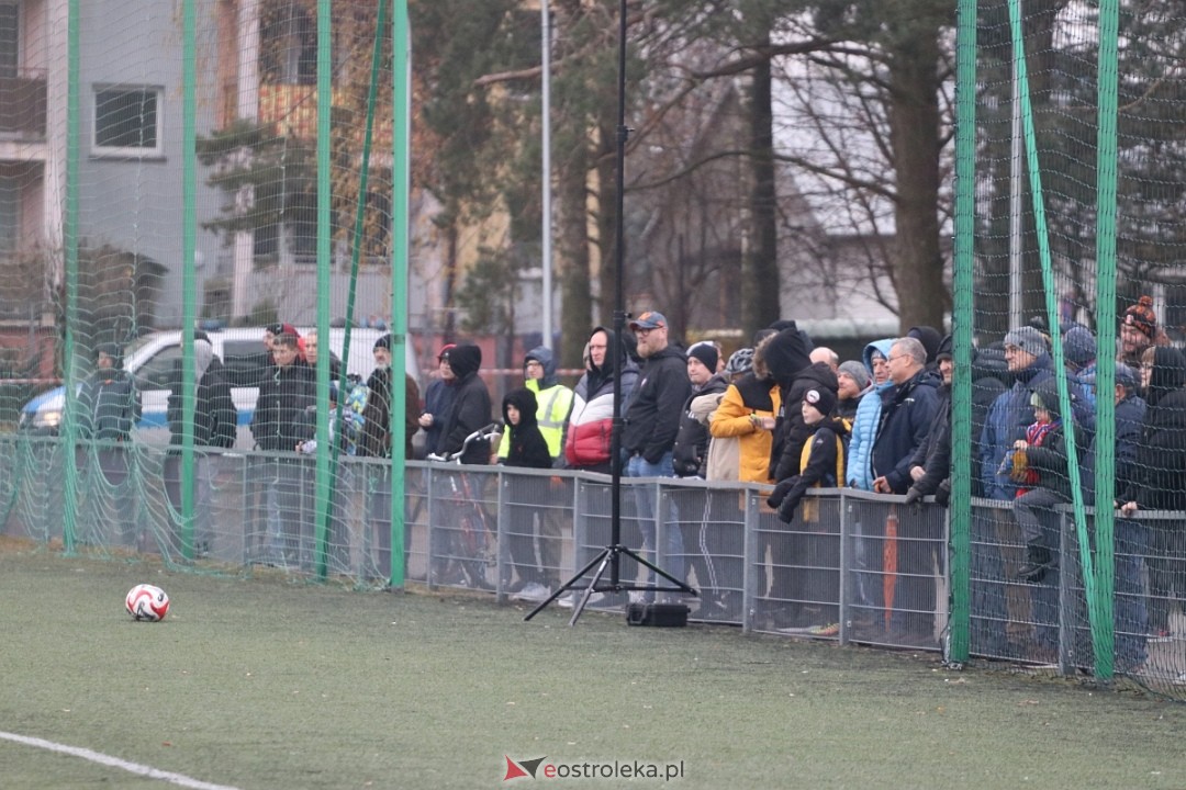 Narew Ostrołęka - Delta Słupno [16.11.2024] - zdjęcie #39 - eOstroleka.pl