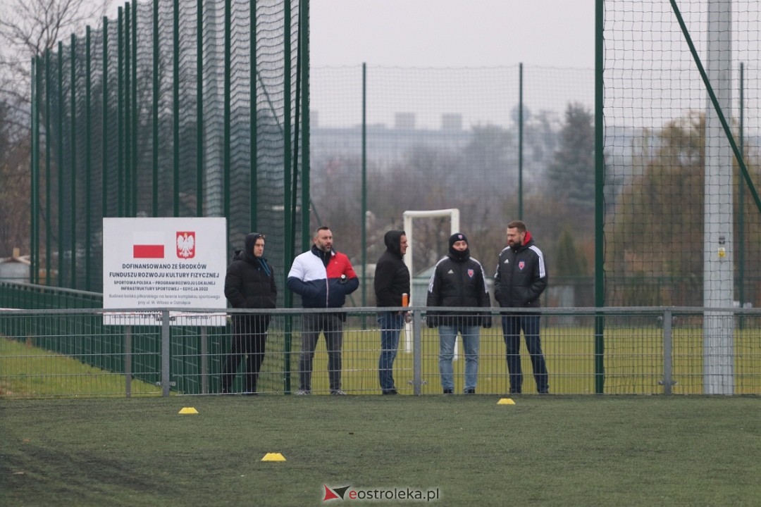 Narew Ostrołęka - Delta Słupno [16.11.2024] - zdjęcie #34 - eOstroleka.pl