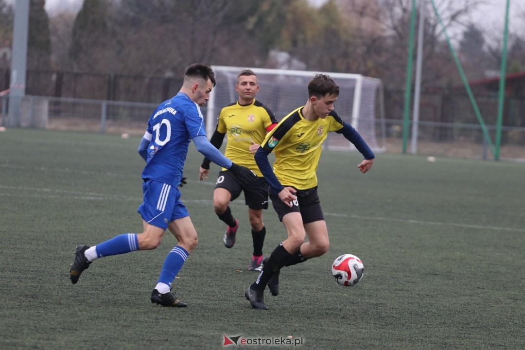 Narew Ostrołęka - Delta Słupno [16.11.2024] - zdjęcie #22 - eOstroleka.pl