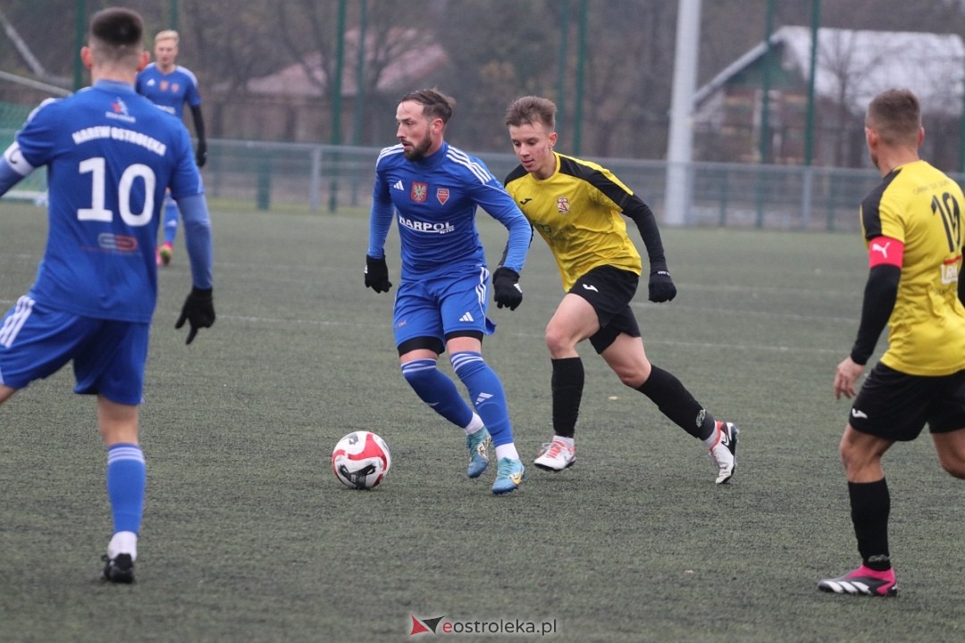 Narew Ostrołęka - Delta Słupno [16.11.2024] - zdjęcie #18 - eOstroleka.pl