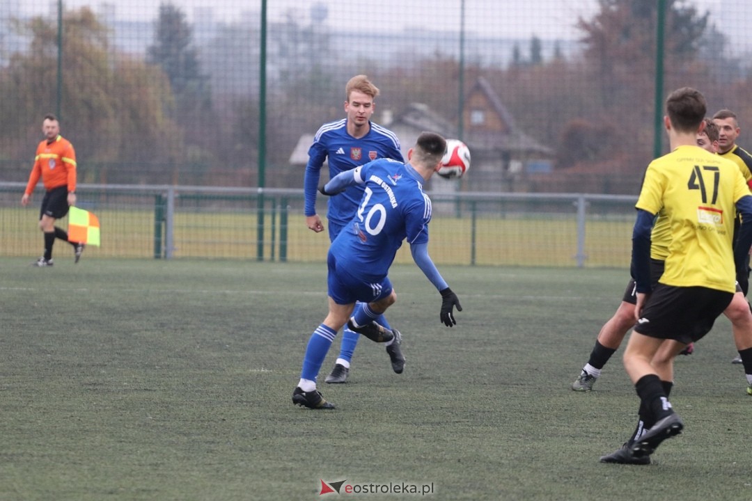 Narew Ostrołęka - Delta Słupno [16.11.2024] - zdjęcie #14 - eOstroleka.pl