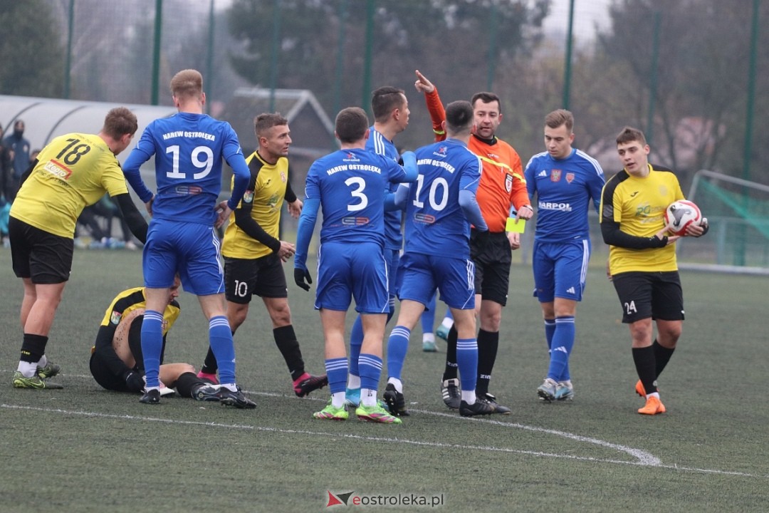 Narew Ostrołęka - Delta Słupno [16.11.2024] - zdjęcie #7 - eOstroleka.pl