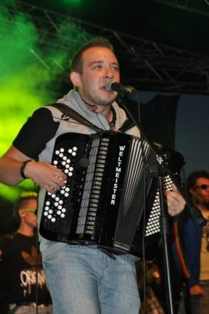 Enej na dożynkach w Lelisie (21.VIII.2011) - zdjęcie #69 - eOstroleka.pl