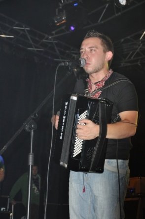 Enej na dożynkach w Lelisie (21.VIII.2011) - zdjęcie #49 - eOstroleka.pl
