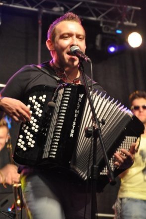 Enej na dożynkach w Lelisie (21.VIII.2011) - zdjęcie #36 - eOstroleka.pl