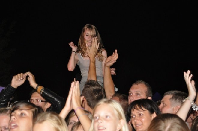 Enej na dożynkach w Lelisie (21.VIII.2011) - zdjęcie #19 - eOstroleka.pl