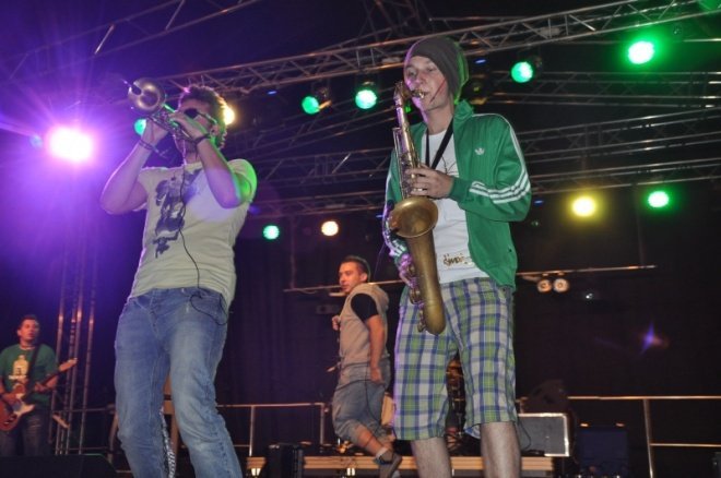 Enej na dożynkach w Lelisie (21.VIII.2011) - zdjęcie #17 - eOstroleka.pl