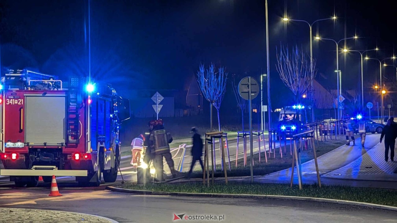 Wypadek przy ul. Gołasia [19.11.2024] - zdjęcie #9 - eOstroleka.pl