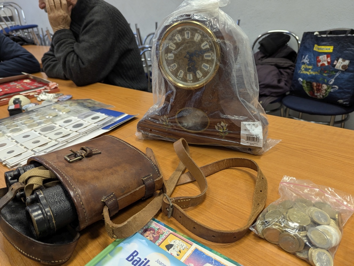 Giełda kolekcjonerska w Klubie Lokator [17.11.2024] - zdjęcie #33 - eOstroleka.pl