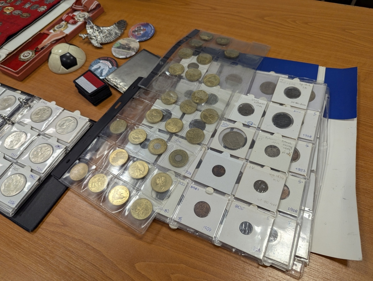 Giełda kolekcjonerska w Klubie Lokator [17.11.2024] - zdjęcie #32 - eOstroleka.pl