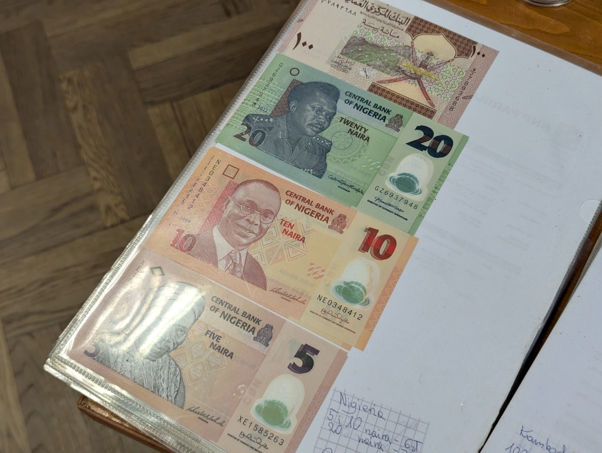 Giełda kolekcjonerska w Klubie Lokator [17.11.2024] - zdjęcie #1 - eOstroleka.pl