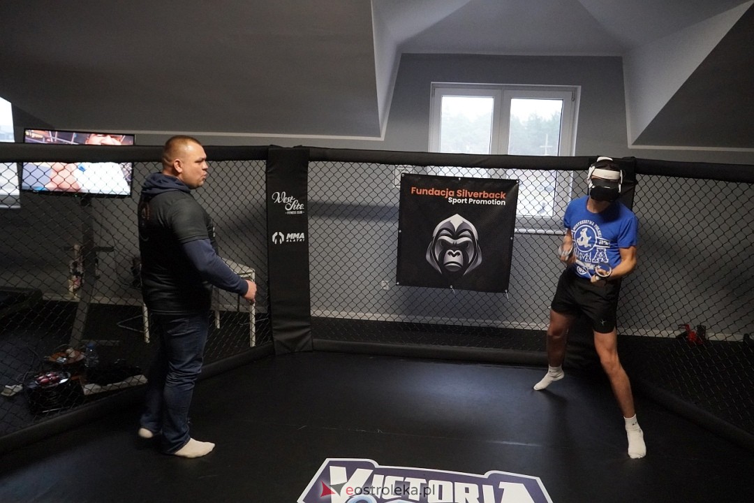 Przestań Hejtować! Zacznij Trenować z udziałem Mateusza DON DIEGO Kubiszyna [17.11.2024] - zdjęcie #65 - eOstroleka.pl