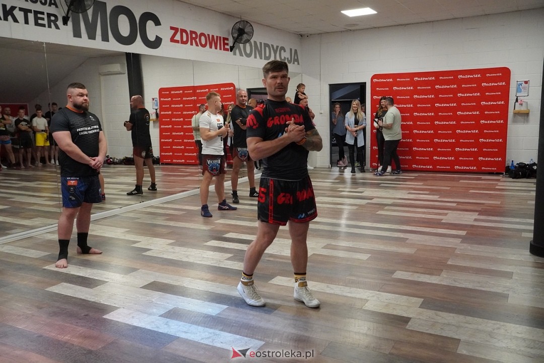 Przestań Hejtować! Zacznij Trenować z udziałem Mateusza DON DIEGO Kubiszyna [17.11.2024] - zdjęcie #44 - eOstroleka.pl
