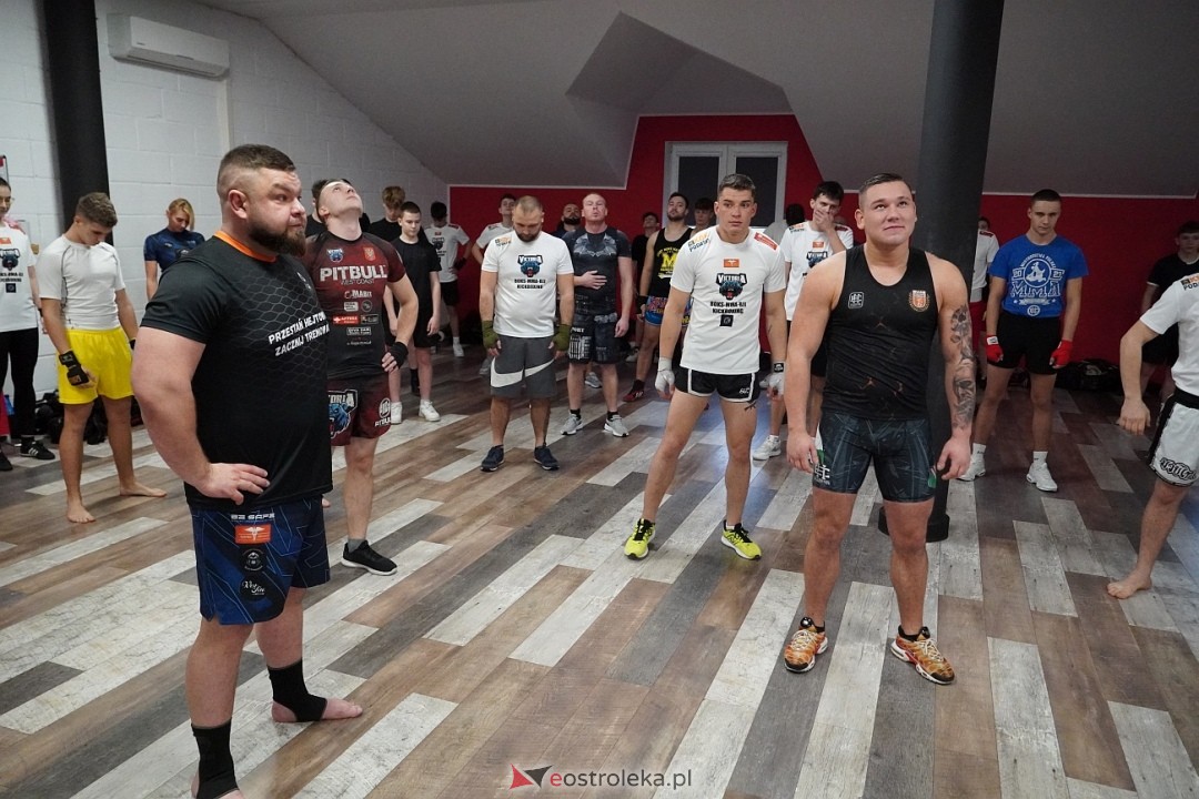 Przestań Hejtować! Zacznij Trenować z udziałem Mateusza DON DIEGO Kubiszyna [17.11.2024] - zdjęcie #39 - eOstroleka.pl
