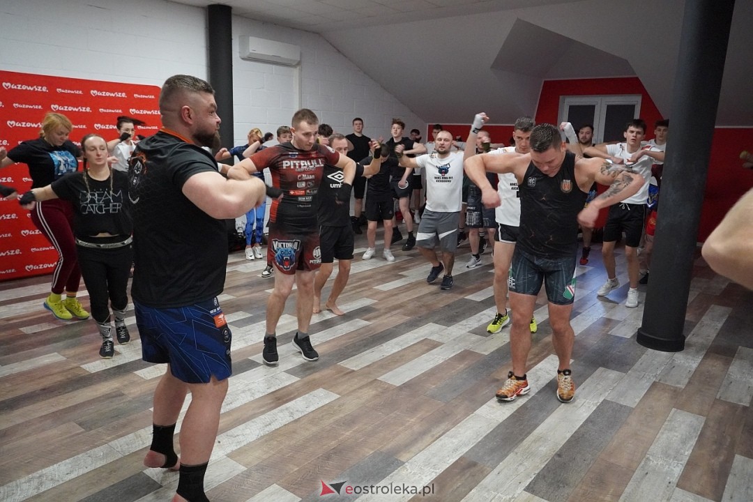 Przestań Hejtować! Zacznij Trenować z udziałem Mateusza DON DIEGO Kubiszyna [17.11.2024] - zdjęcie #36 - eOstroleka.pl