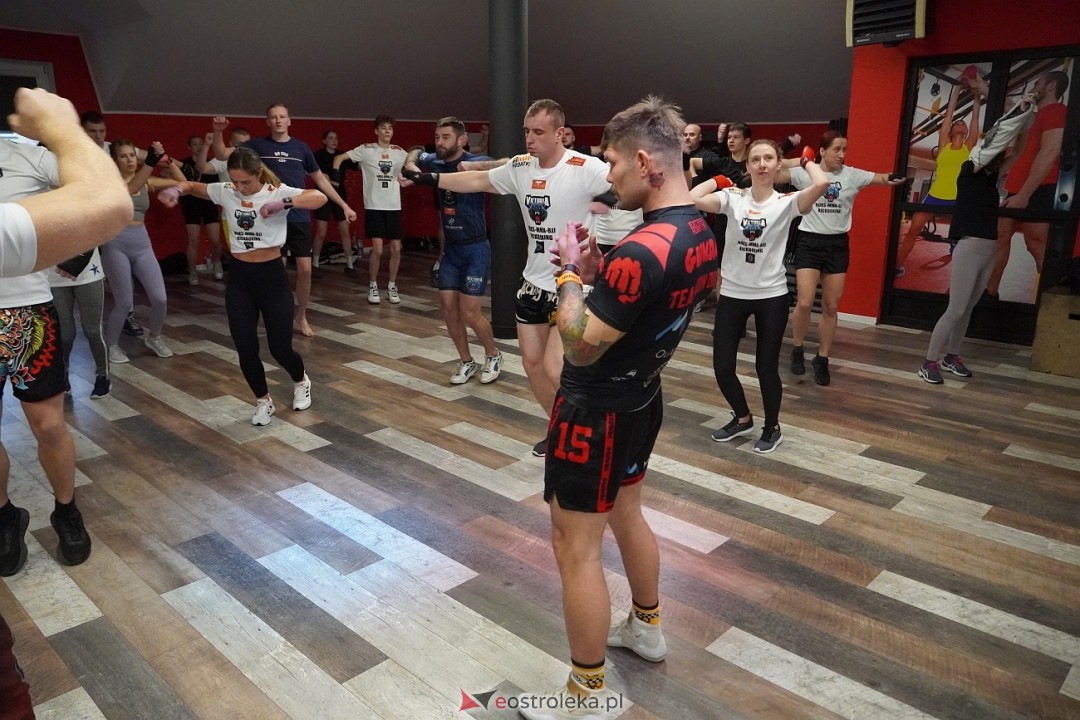 Przestań Hejtować! Zacznij Trenować z udziałem Mateusza DON DIEGO Kubiszyna [17.11.2024] - zdjęcie #34 - eOstroleka.pl