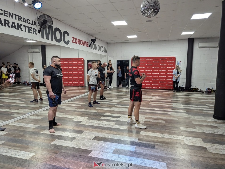 Przestań Hejtować! Zacznij Trenować z udziałem Mateusza DON DIEGO Kubiszyna [17.11.2024] - zdjęcie #5 - eOstroleka.pl