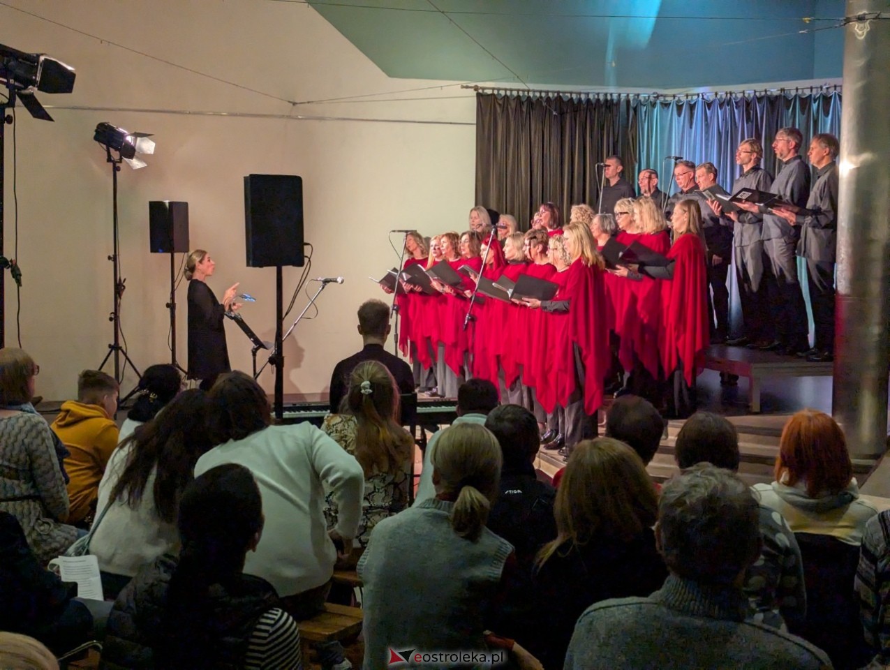 Koncert Ostrołęckiego Chóru Kameralnego [17.11.2024] - zdjęcie #22 - eOstroleka.pl