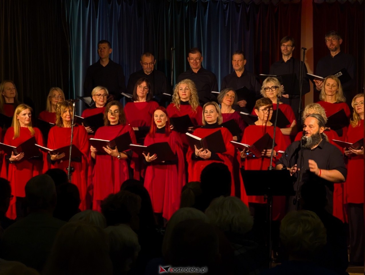 Koncert Ostrołęckiego Chóru Kameralnego [17.11.2024] - zdjęcie #15 - eOstroleka.pl