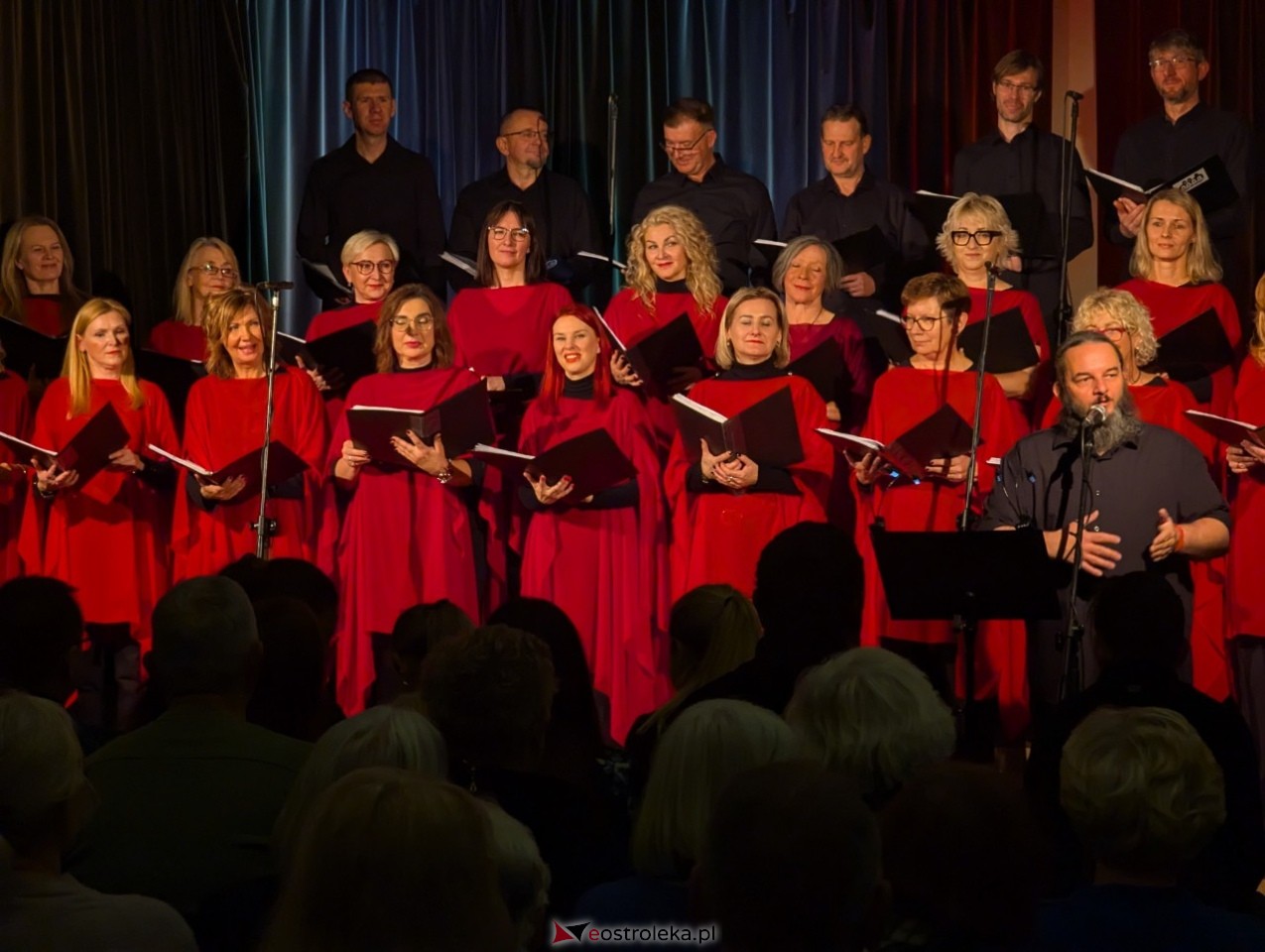 Koncert Ostrołęckiego Chóru Kameralnego [17.11.2024] - zdjęcie #11 - eOstroleka.pl