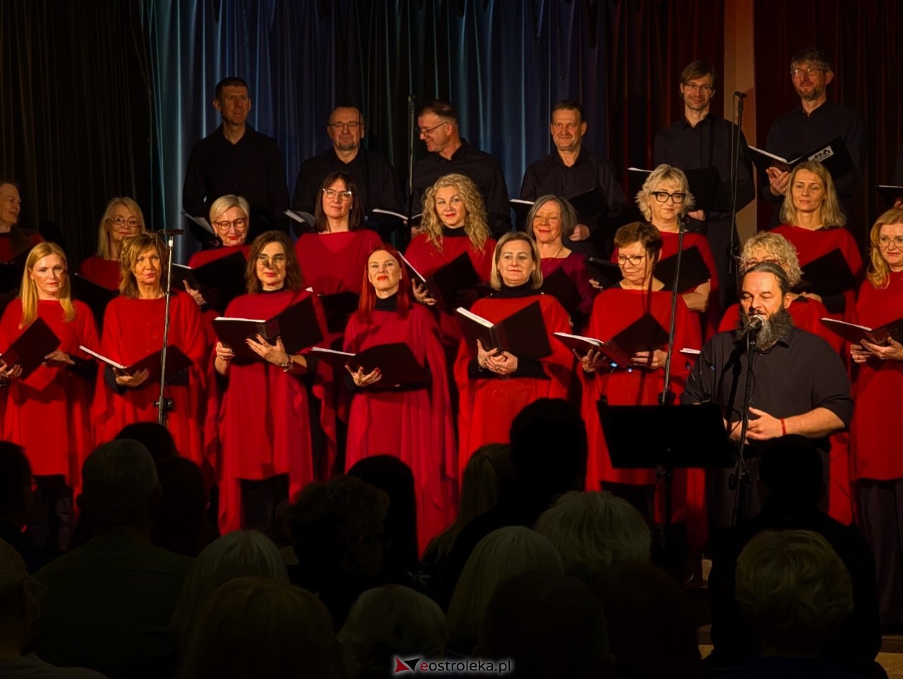 Koncert Ostrołęckiego Chóru Kameralnego [17.11.2024] - zdjęcie #10 - eOstroleka.pl