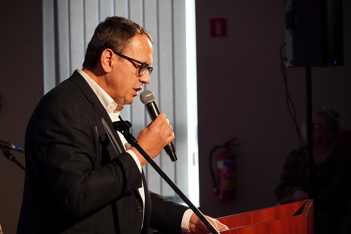 Narwiańskie Zaduszki Literackie w Wyższej Szkole Administracji Publicznej w Ostrołęce [19.11.2024] - zdjęcie #28 - eOstroleka.pl