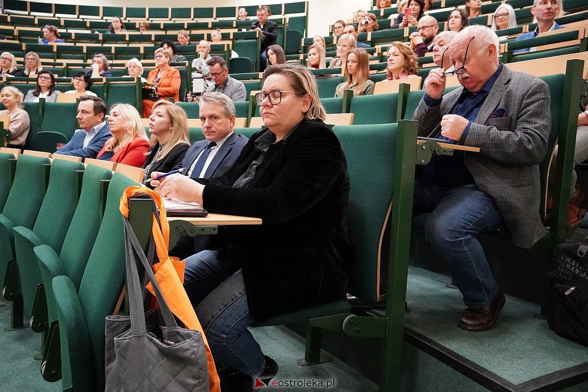 III Forum Ekonomii Społecznej w Ostrołęce [19.11.2024] - zdjęcie #26 - eOstroleka.pl