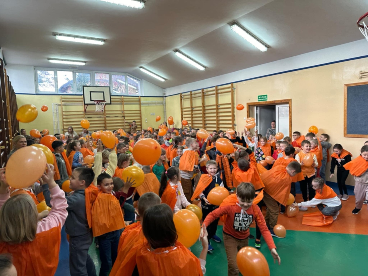 Akcja „Dzieciństwo bez Przemocy” w Rzekuniu [19.11.2024] - zdjęcie #19 - eOstroleka.pl