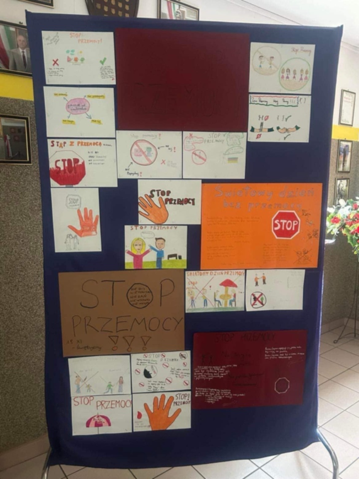 Akcja „Dzieciństwo bez Przemocy” w Rzekuniu [19.11.2024] - zdjęcie #5 - eOstroleka.pl