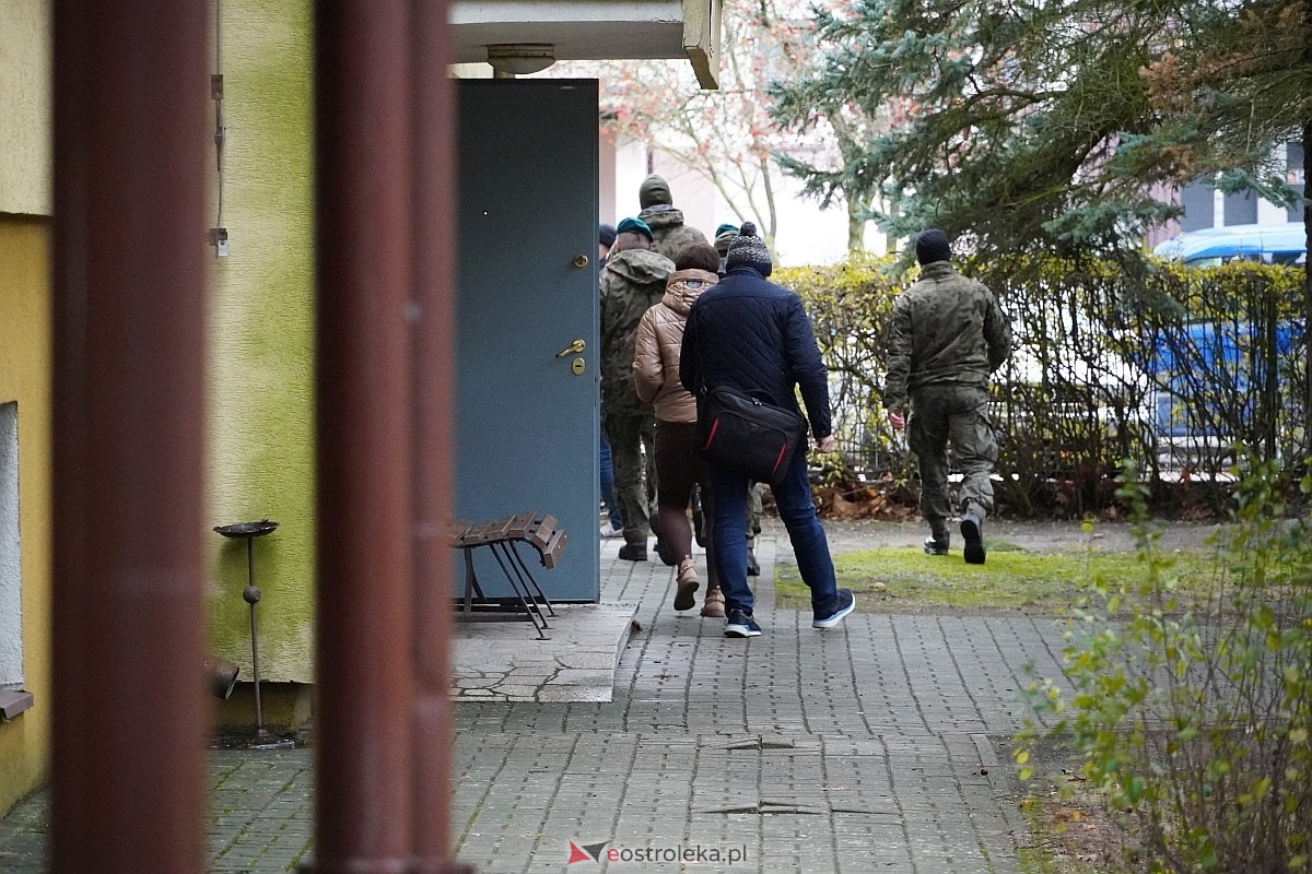 Ćwiczenia bojowe w Wojskowym Centrum Rekrutacji w Ostrołęce [20.11.2024] - zdjęcie #126 - eOstroleka.pl