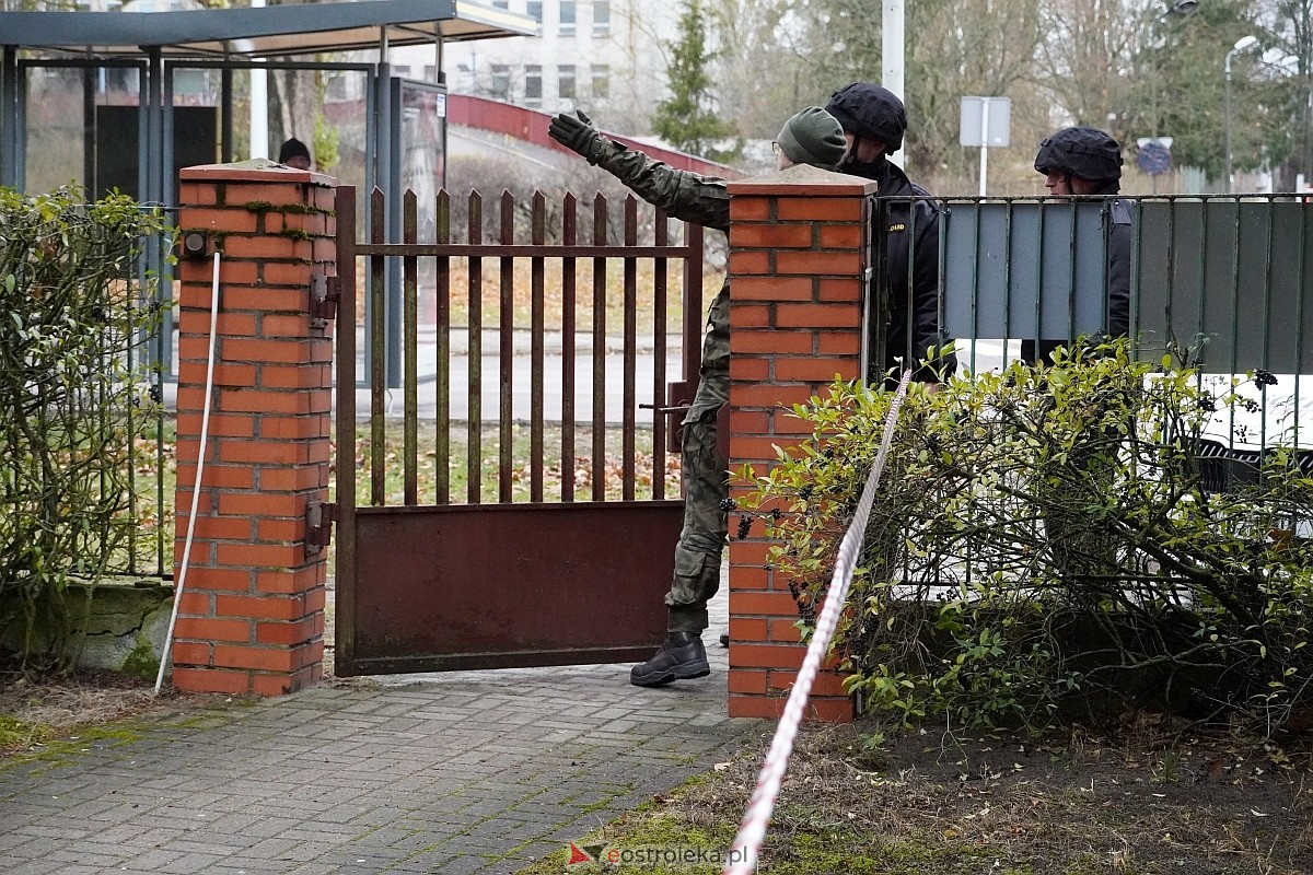 Ćwiczenia bojowe w Wojskowym Centrum Rekrutacji w Ostrołęce [20.11.2024] - zdjęcie #112 - eOstroleka.pl