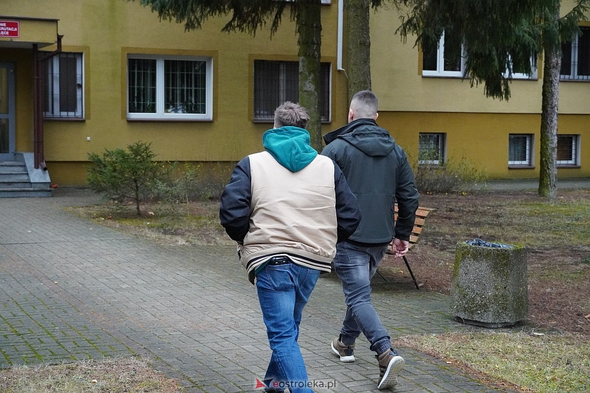 Ćwiczenia bojowe w Wojskowym Centrum Rekrutacji w Ostrołęce [20.11.2024] - zdjęcie #100 - eOstroleka.pl