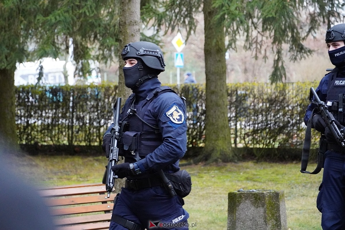 Ćwiczenia bojowe w Wojskowym Centrum Rekrutacji w Ostrołęce [20.11.2024] - zdjęcie #60 - eOstroleka.pl