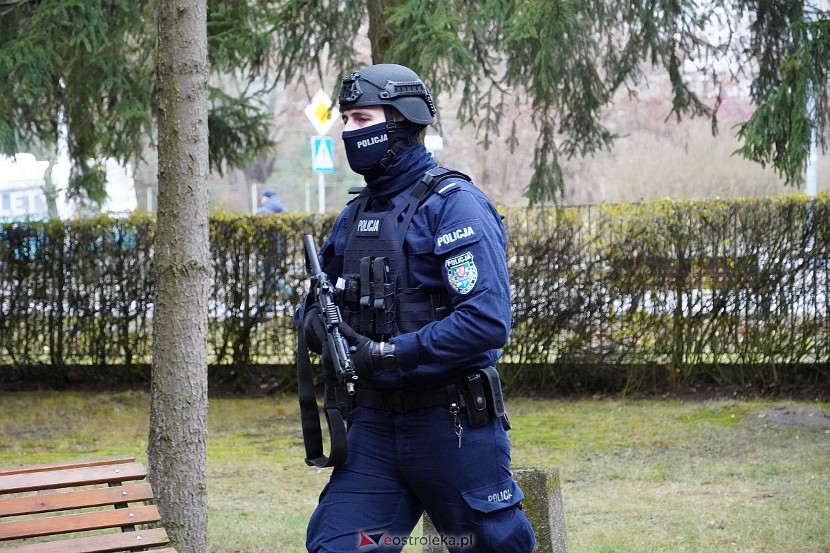 Ćwiczenia bojowe w Wojskowym Centrum Rekrutacji w Ostrołęce [20.11.2024] - zdjęcie #59 - eOstroleka.pl