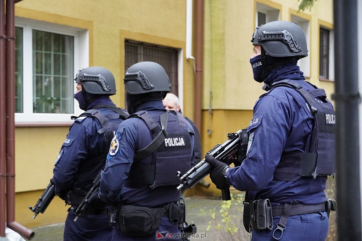 Ćwiczenia bojowe w Wojskowym Centrum Rekrutacji w Ostrołęce [20.11.2024] - zdjęcie #54 - eOstroleka.pl