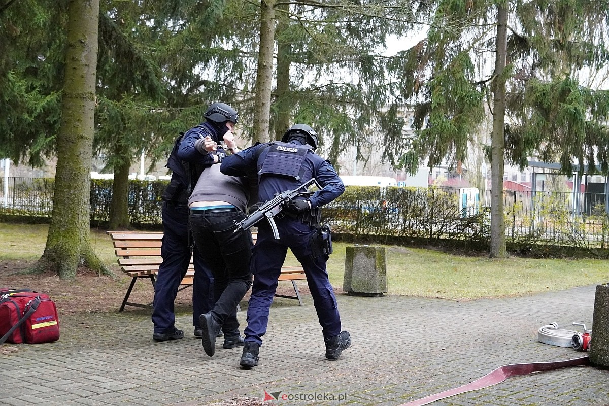 Ćwiczenia bojowe w Wojskowym Centrum Rekrutacji w Ostrołęce [20.11.2024] - zdjęcie #43 - eOstroleka.pl