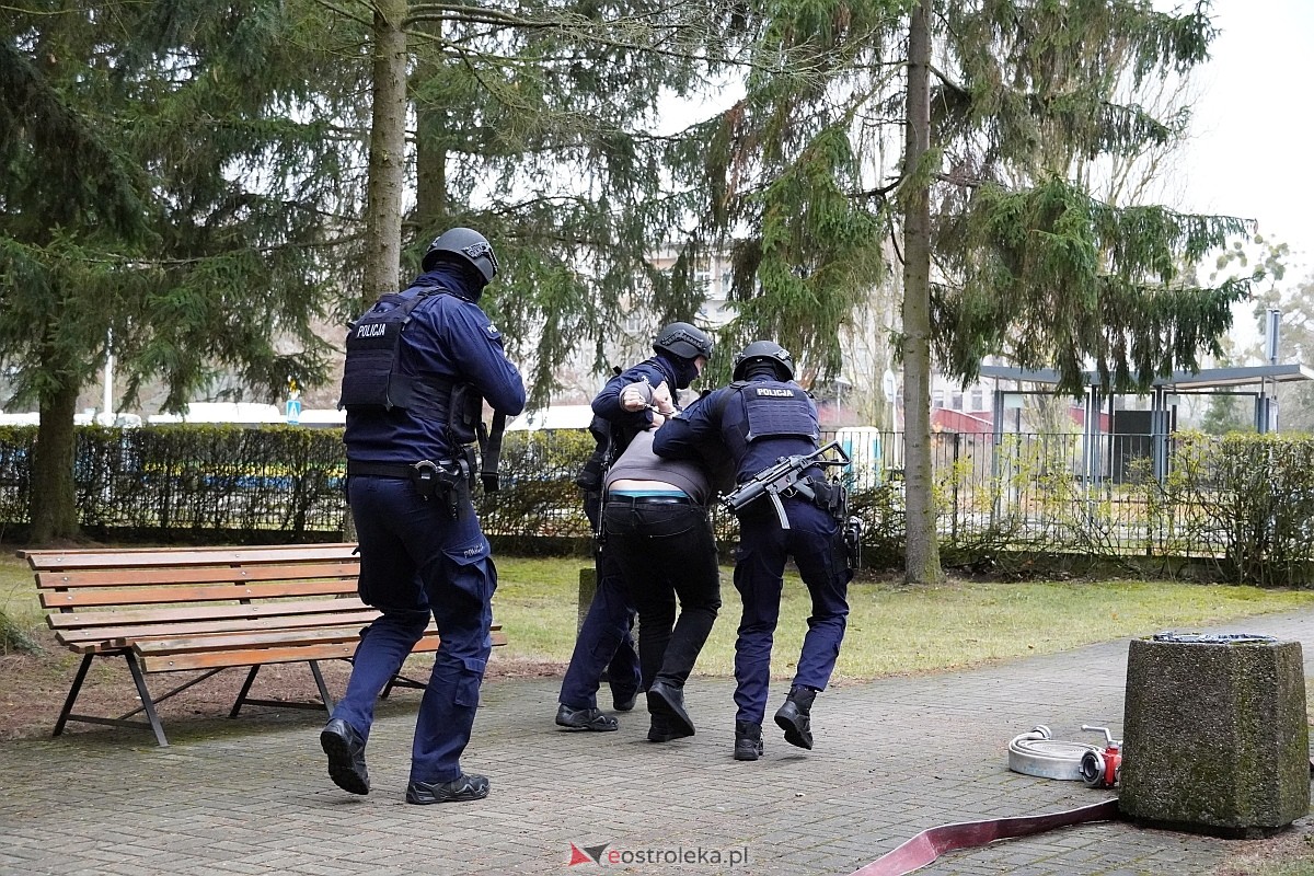 Ćwiczenia bojowe w Wojskowym Centrum Rekrutacji w Ostrołęce [20.11.2024] - zdjęcie #42 - eOstroleka.pl