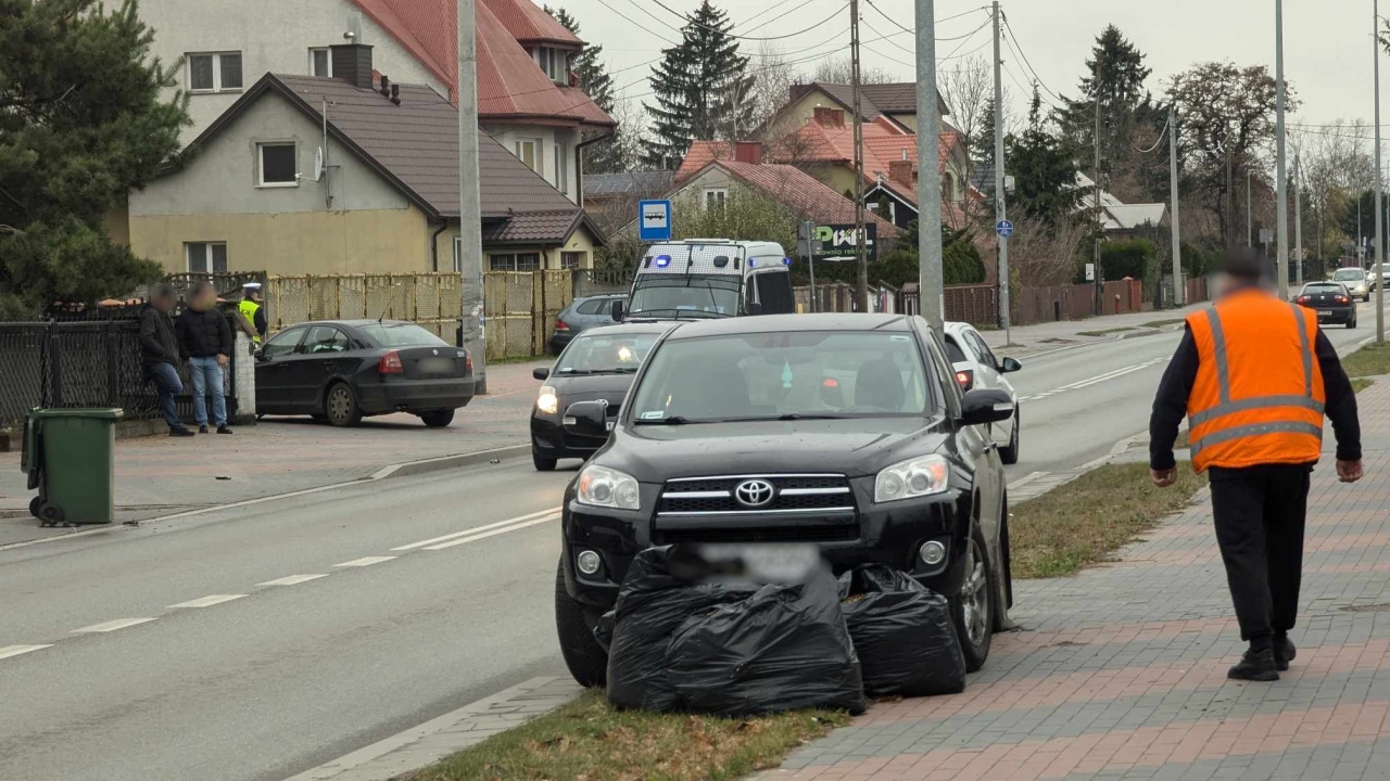 Kraksa na Słowackiego [20.11.2024] - zdjęcie #1 - eOstroleka.pl