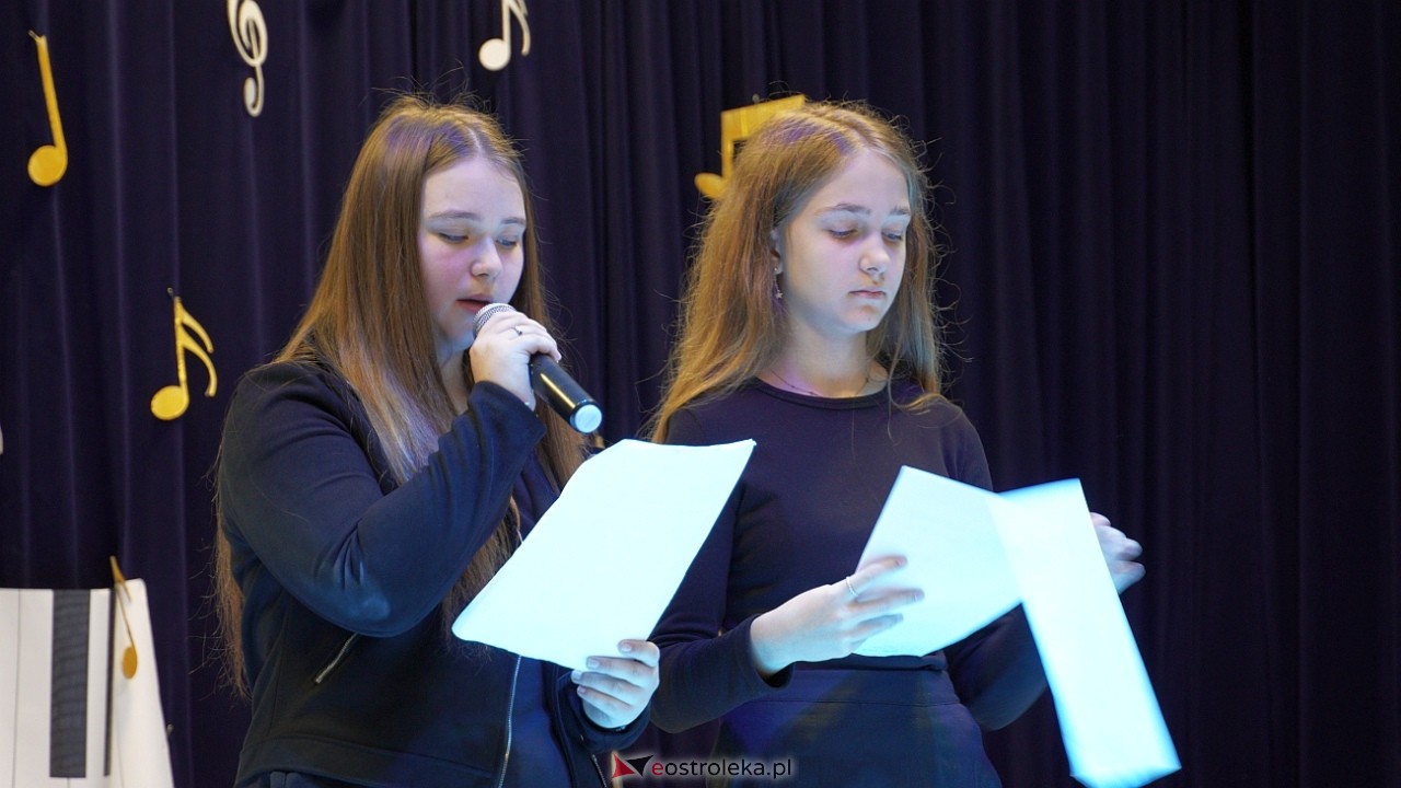 x Międzypowiatowy Konkurs piosenki Uczniowskiej Nutka [21.11.2024] - zdjęcie #38 - eOstroleka.pl