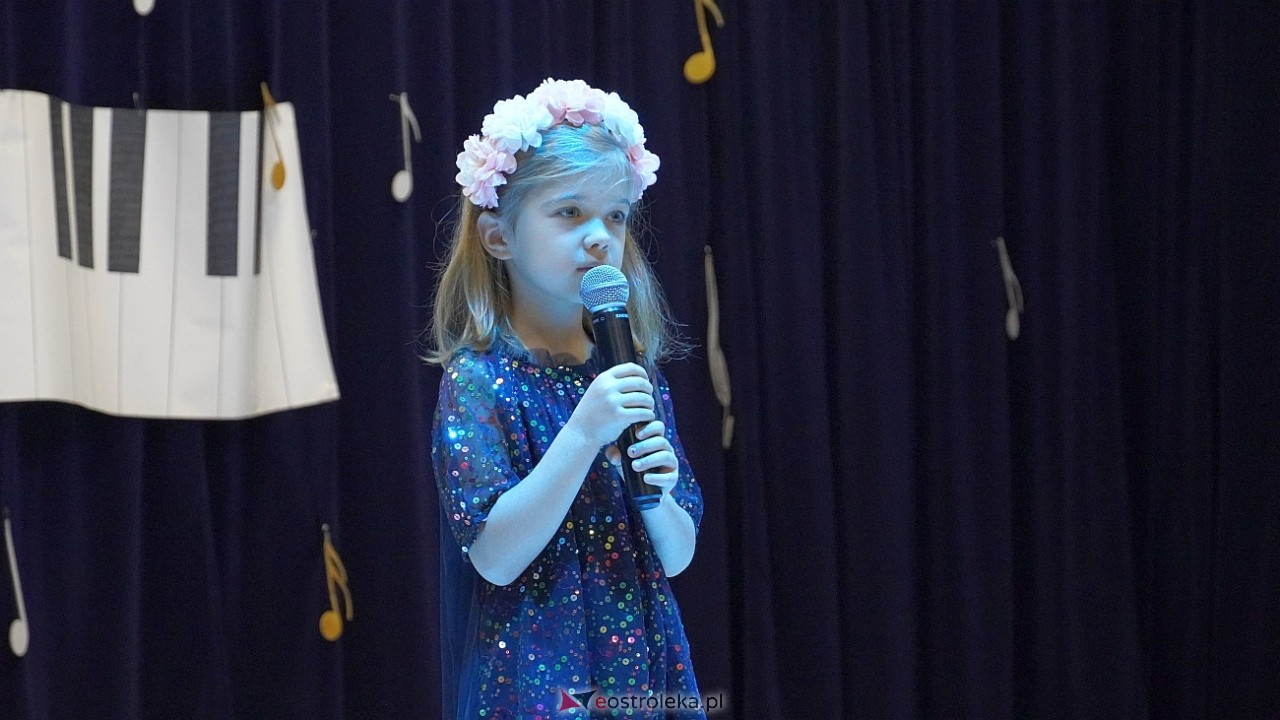 x Międzypowiatowy Konkurs piosenki Uczniowskiej Nutka [21.11.2024] - zdjęcie #37 - eOstroleka.pl