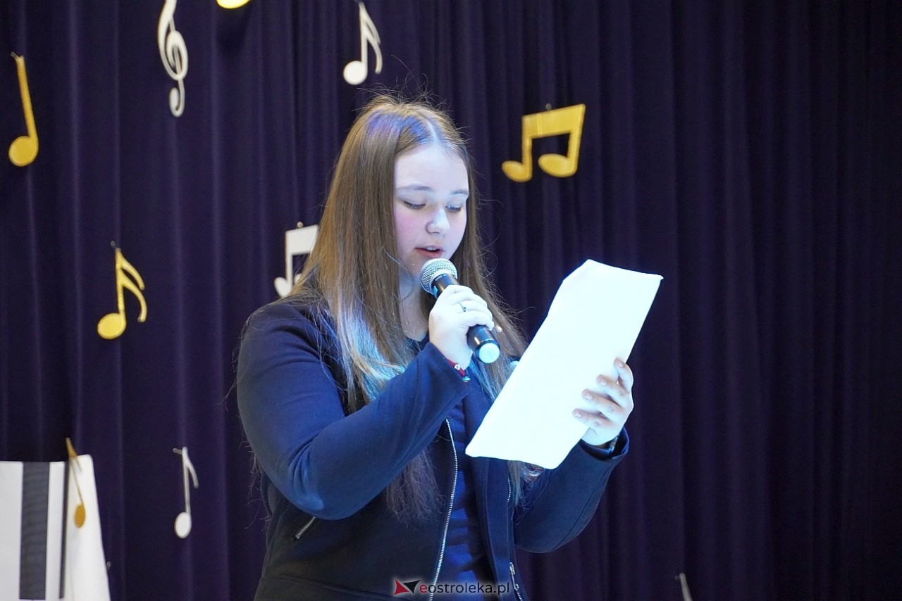 x Międzypowiatowy Konkurs piosenki Uczniowskiej Nutka [21.11.2024] - zdjęcie #25 - eOstroleka.pl