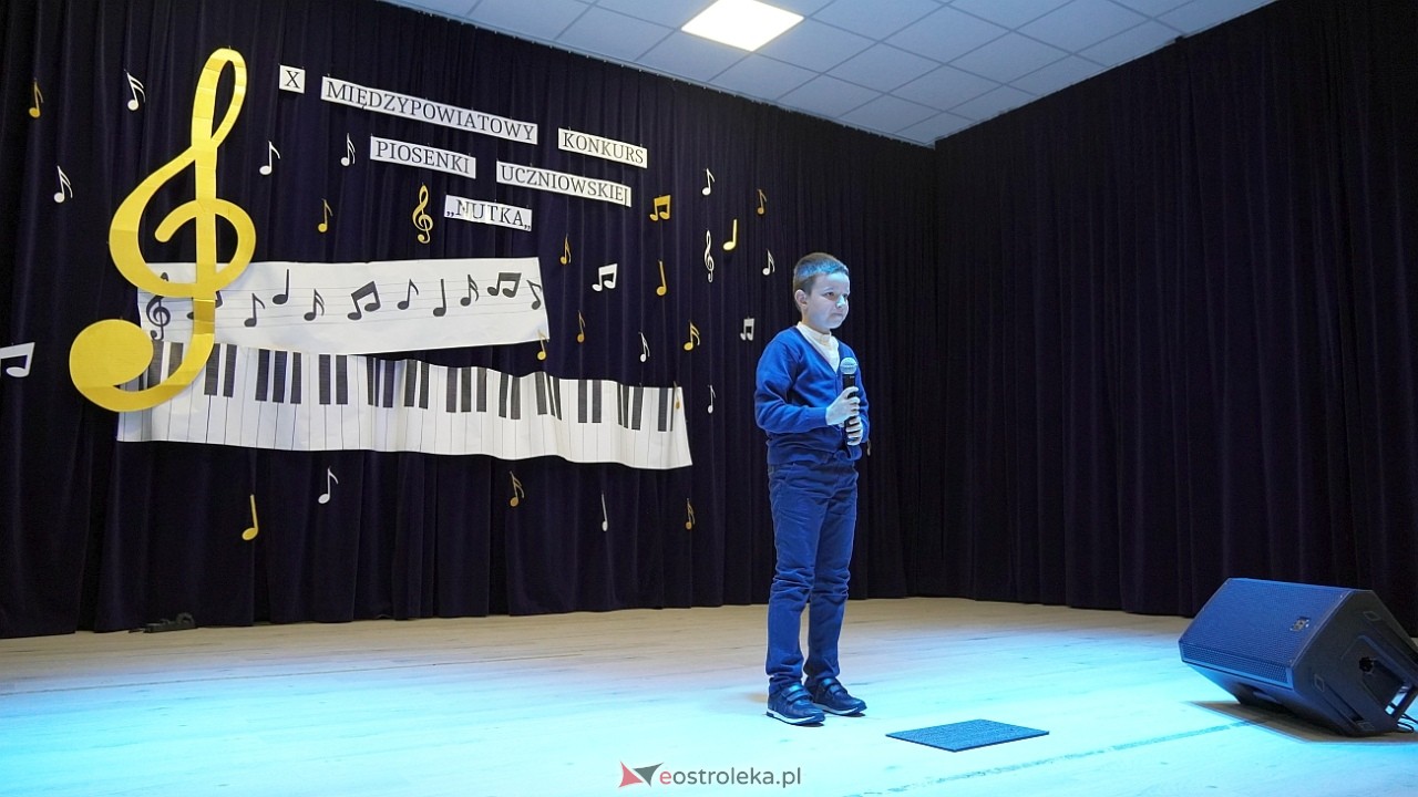 x Międzypowiatowy Konkurs piosenki Uczniowskiej Nutka [21.11.2024] - zdjęcie #21 - eOstroleka.pl