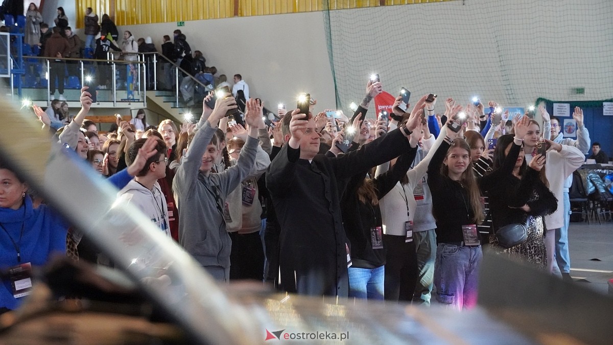 39. Dni Młodziezy Diecezji Łomżyńskiej w Ostrołęce [23.11.2024] - zdjęcie #51 - eOstroleka.pl