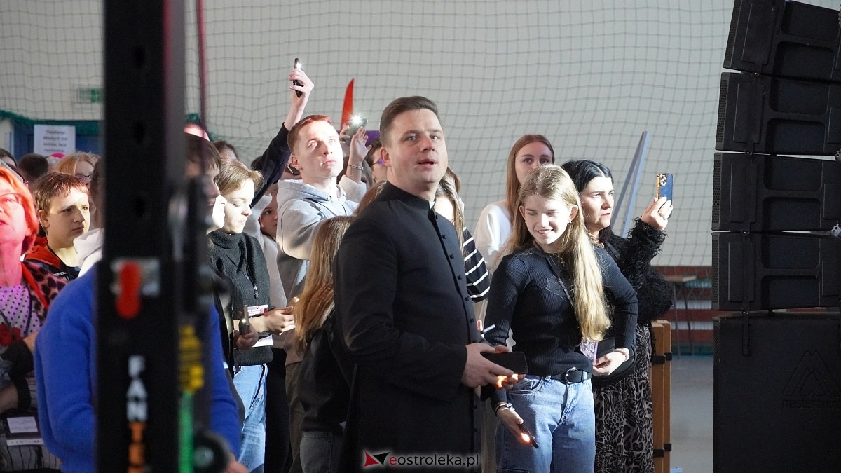 39. Dni Młodziezy Diecezji Łomżyńskiej w Ostrołęce [23.11.2024] - zdjęcie #44 - eOstroleka.pl