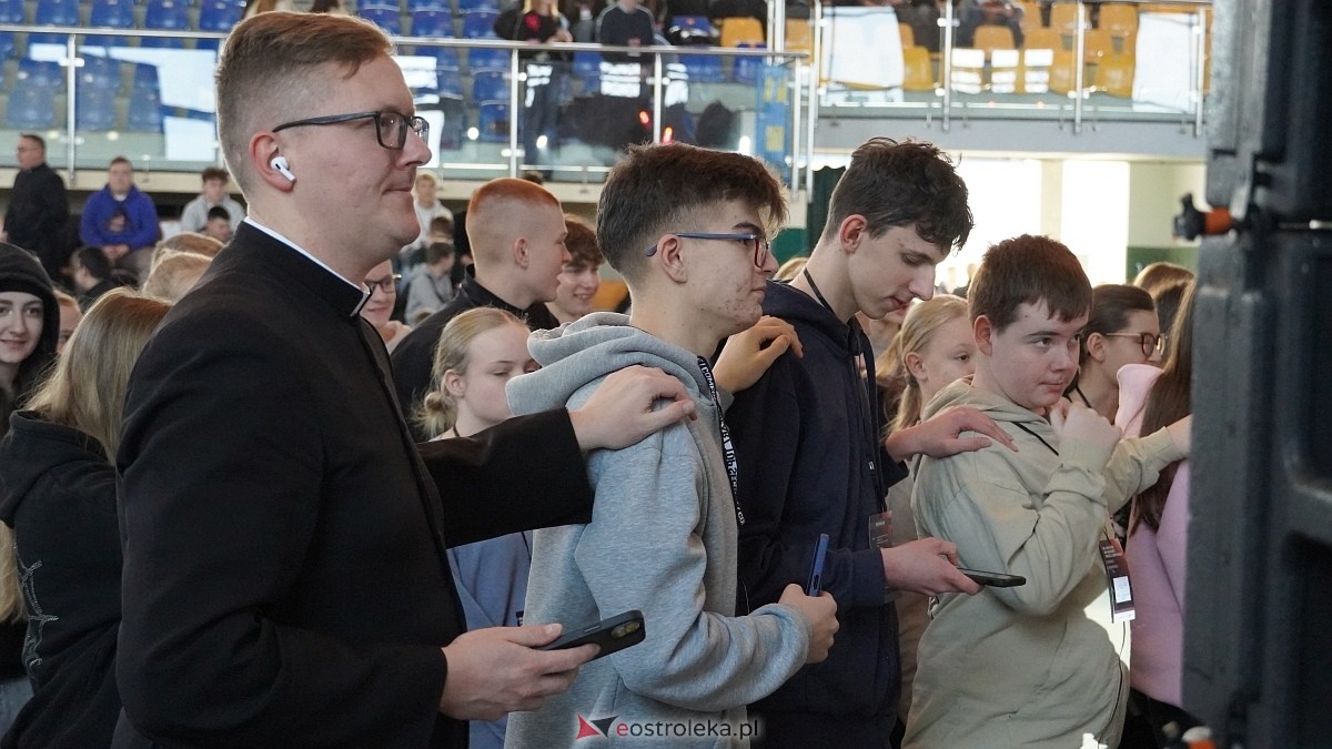 39. Dni Młodziezy Diecezji Łomżyńskiej w Ostrołęce [23.11.2024] - zdjęcie #42 - eOstroleka.pl