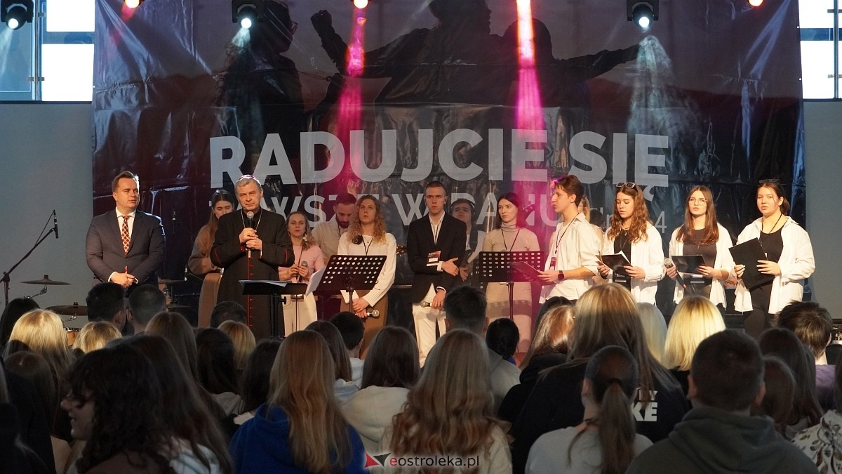 39. Dni Młodziezy Diecezji Łomżyńskiej w Ostrołęce [23.11.2024] - zdjęcie #6 - eOstroleka.pl