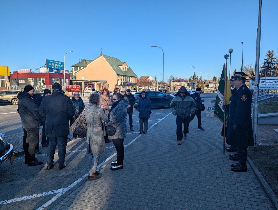 uroczyste odsłonięcie tablicy pamiątkowej w Ostrołęce [23.11.2024] - zdjęcie #26 - eOstroleka.pl