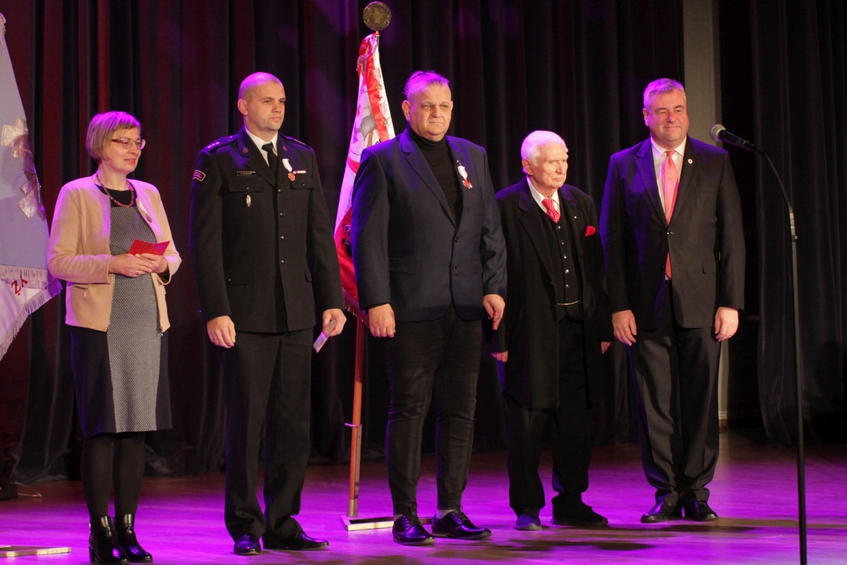 Gala z okazji 105-lecia istnienia PCK [23.11.2024] - zdjęcie #115 - eOstroleka.pl