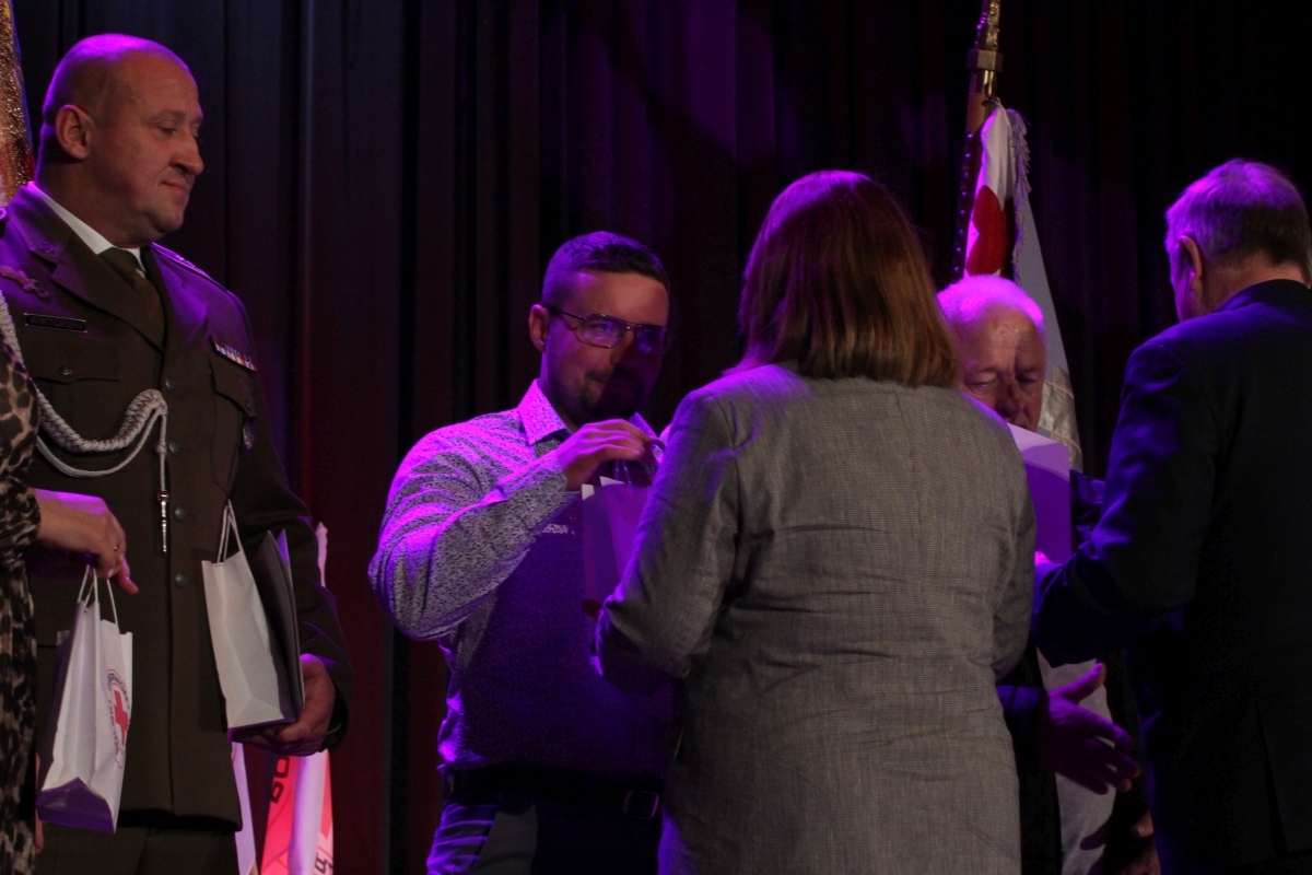 Gala z okazji 105-lecia istnienia PCK [23.11.2024] - zdjęcie #21 - eOstroleka.pl