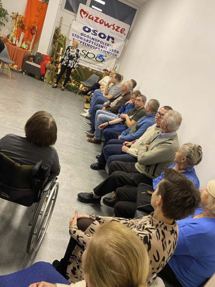 Pożegnanie jesieni z WTZ Motylki [23.11.2024] - zdjęcie #8 - eOstroleka.pl